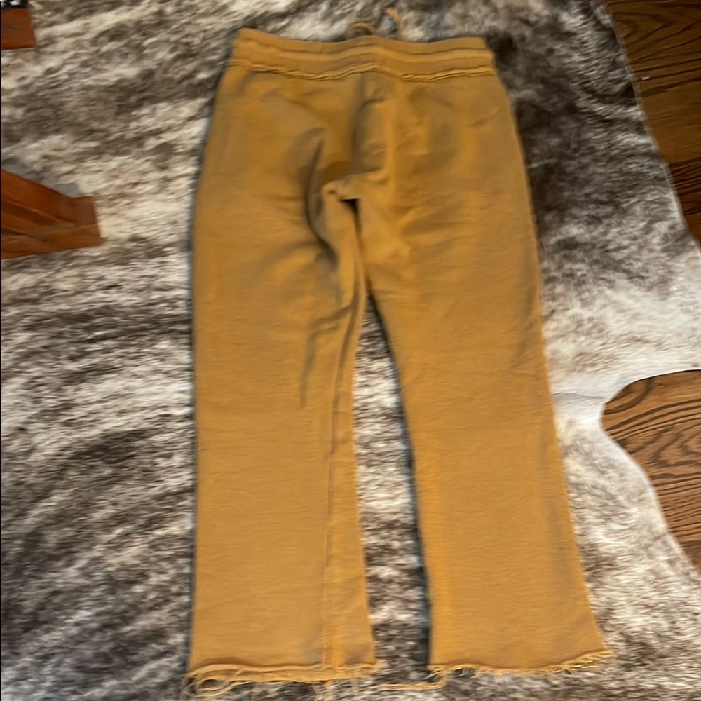 CROPPED FREE PEOPLE MOVEMENT Mustard Sweatpants - Picture 8 of 10